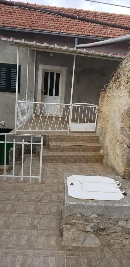 Apartman Bogdan Jelsa  Exteriér fotografie